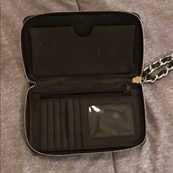 KENNETH COLE wristlet phone holder - Picture 3 of 5